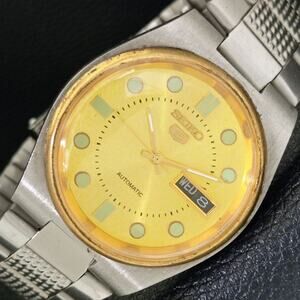 Vintage 1974 Seiko Automatic Mens Silver Watch W/daydate & Gold accents